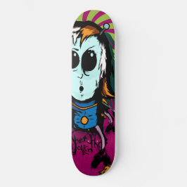 Skateboard L'alien peu précis existe et vit sur votre