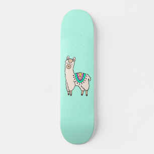 Skateboard lama alpaga de dessin animé souriant et heureux