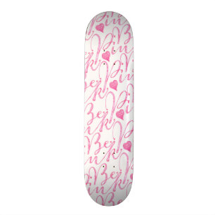 Skateboard Le pastel Girly soit motif rose de coeurs des