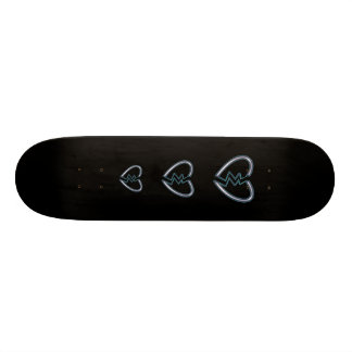 Skateboard Les coeurs brisés en métal