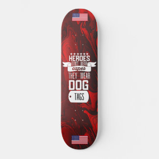 Skateboard Les héros militaires du drapeau américain ne porte