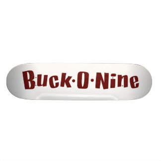 Skateboard Logo rouge et blanc de planche à roulettes de
