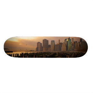 Skateboard Lueur de coucher du soleil pendant les cieux