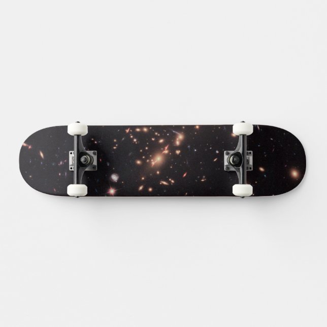 Skateboard Macs de cluster Galaxy massif J2129-0741 (Horz)
