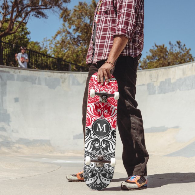 Skateboard Mandala rouge, noir et blanc - Monogramme (Extérieur 2)