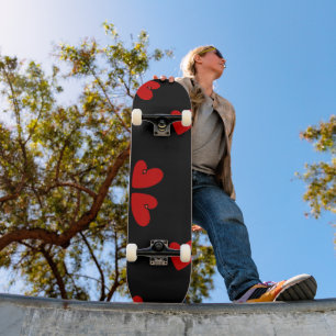 Skateboard Mazipoodles coeurs rouges