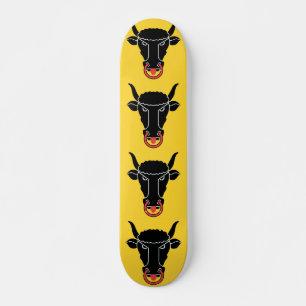 Skateboard mit Flagge von Uri, Schweiz
