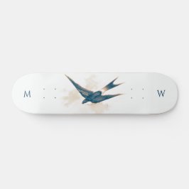 Skateboard mit Monogramm: Rauchschwalbe