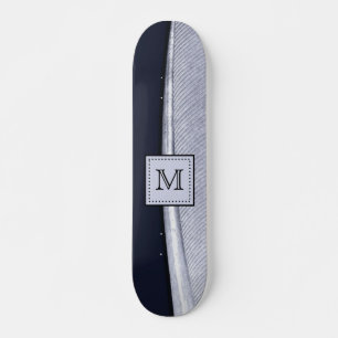 Skateboard Monogramme de plume argenté et marine sophistiqué