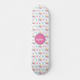 Skateboard Monogramme personnalisé à visage floral Unicorn