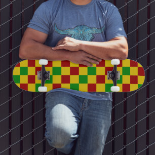 Skateboard Motif à carreaux rouge jaune vert 