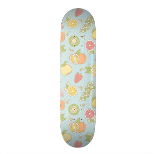 Skateboard Motif avec des fruits et des baies