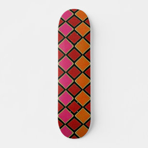 Skateboard Motif diamant Harlequin vibrant en rouge, orange, 