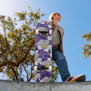 Skateboard Motif floral blanc pourpre