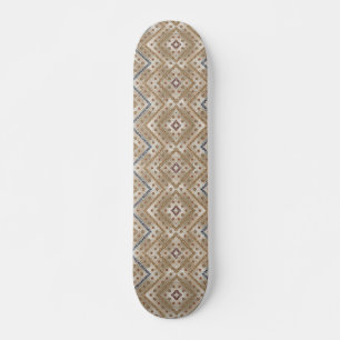 Skateboard motif marron et bleu sur un arrière - plan blanc