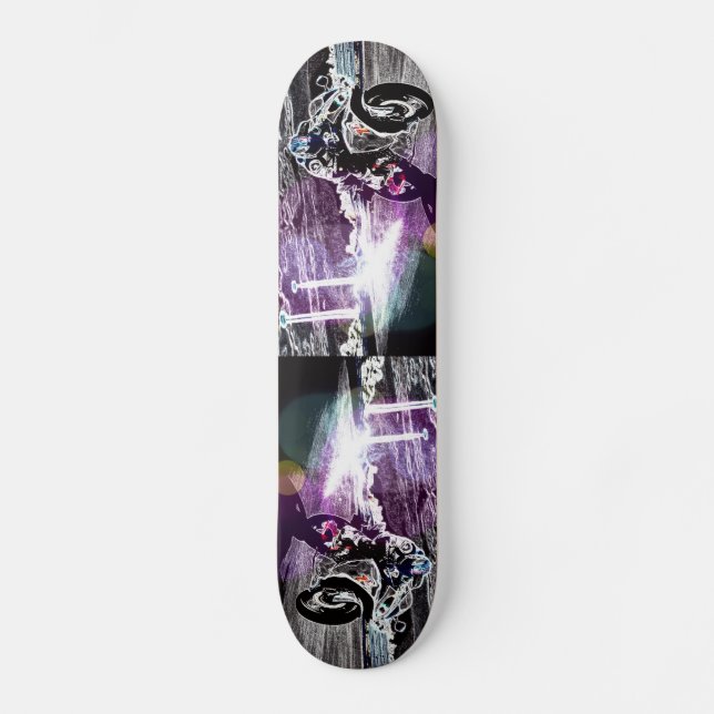 Skateboard motocross faisant du vélo de saleté emballant le (Recto)