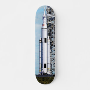 Skateboard NASA SLS Système de lancement spatial Fusée sur l'