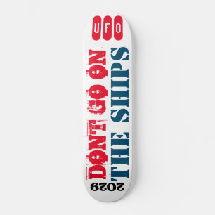 Skateboard NE PAS FAIRE SUR LES BATEAUX Faire de la planche à