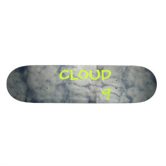 SKATEBOARD NUAGE 9