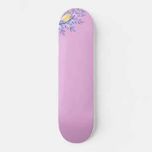 Skateboard Oiseau jaune illustré sur un Arrière - plan rose