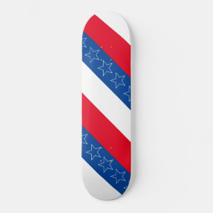 Skateboard patriotique américain rouge, blanc et bleu