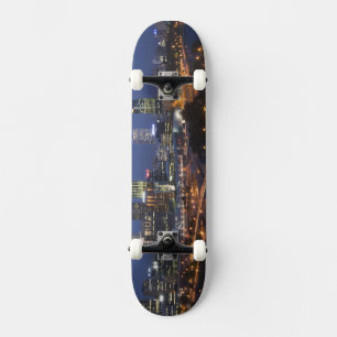 Skateboard Perth, Australie. Vue sur le centre-ville de Perth