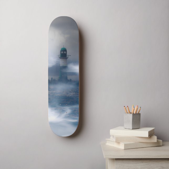 Skateboard Phare dans la tempête - Mer Baltique (Art mural)