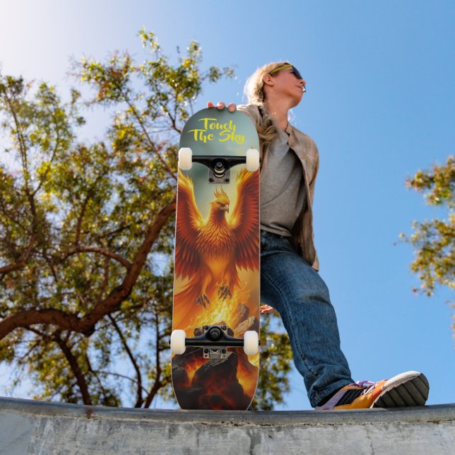 Skateboard Phénix Rouge Époustouflant Surgissant des Flammes (Extérieur 1)