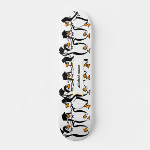 Skateboard Pingouins mignons de dessin animé avec bannière