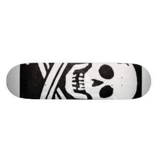 Skateboard pirate-drapeau