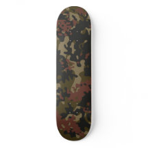 Planche à roulettes camouflage vert marron noir be
