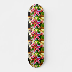 Skateboard planche à roulettes rose de lis d'astronome
