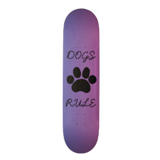 SKATEBOARD PLANCHER DES CHIENS