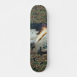 Skateboard plate-forme de lance-flammes de la guerre mondiale