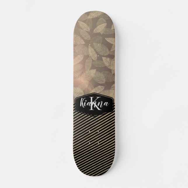 Skateboard Plumes chic avec stries or Monogramme (Recto)