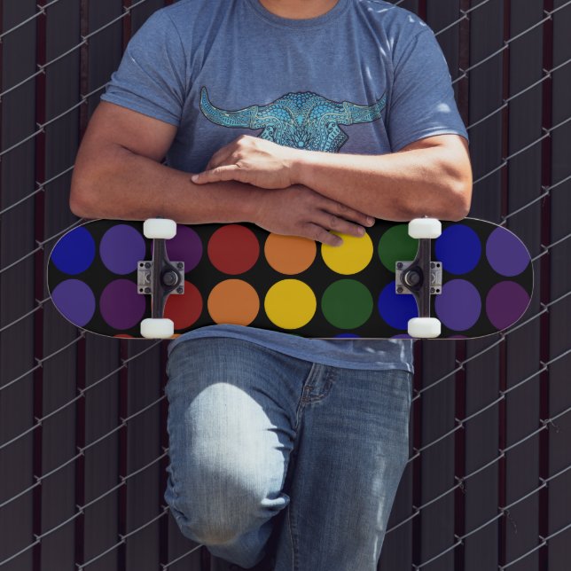 Skateboard Pois arc-en-ciel en noir (Extérieur 3)