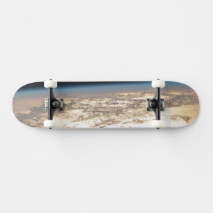 Skateboard Poutres De Soleil Au Large De L'Océan Atlantique