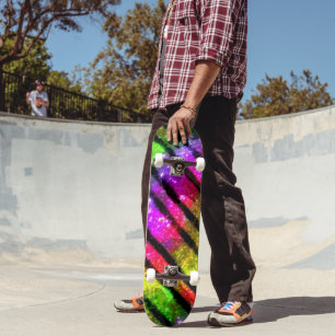 Skateboard Rayures scintillantes néon arc-en-ciel