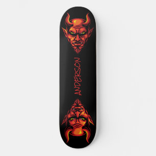 skateboard Red Devil Head avec des cornes