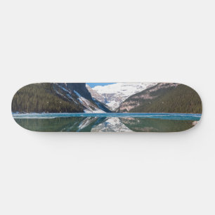 Skateboard Réflexion sur le lac Louise - Banff NP, Canada