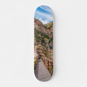 Skateboard Regard sur Sept Chutes Stairs Skate