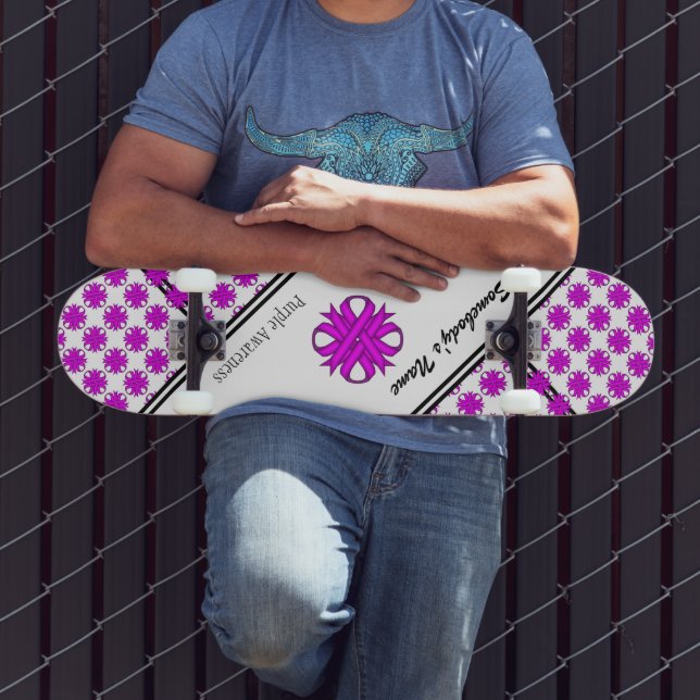Skateboard Ribbon de Clover violet par Kenneth Yoncich (Extérieur 3)