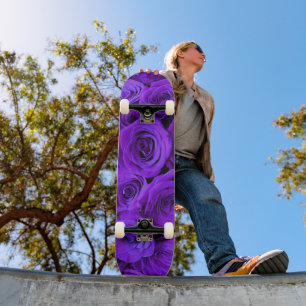 Skateboard Rose violet, fleurs violettes violettes