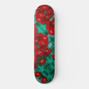 Skateboard Roses rouges Pale Green Feuilles