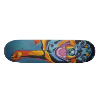 Skateboard rottweiler