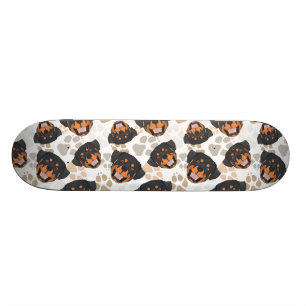Skateboard Rottweiler de pattes de chien de motif