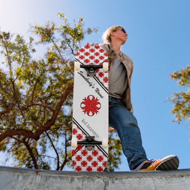 Skateboard Ruban de trèfle rouge par Kenneth Yoncich (Extérieur 1)