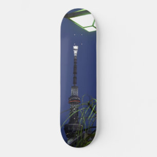 SKATEBOARD SKYTREE TOKYO JAPON