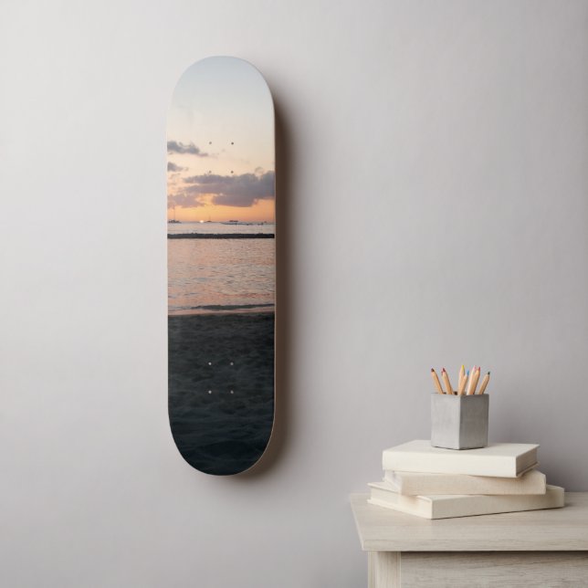 Skateboard Soirée Sunset Plage tropicale Waikiki Oahu Hawaii (Art mural)