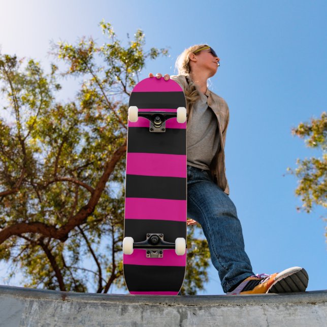 Skateboard Stripes inégales - Magenta et noir (Extérieur 1)